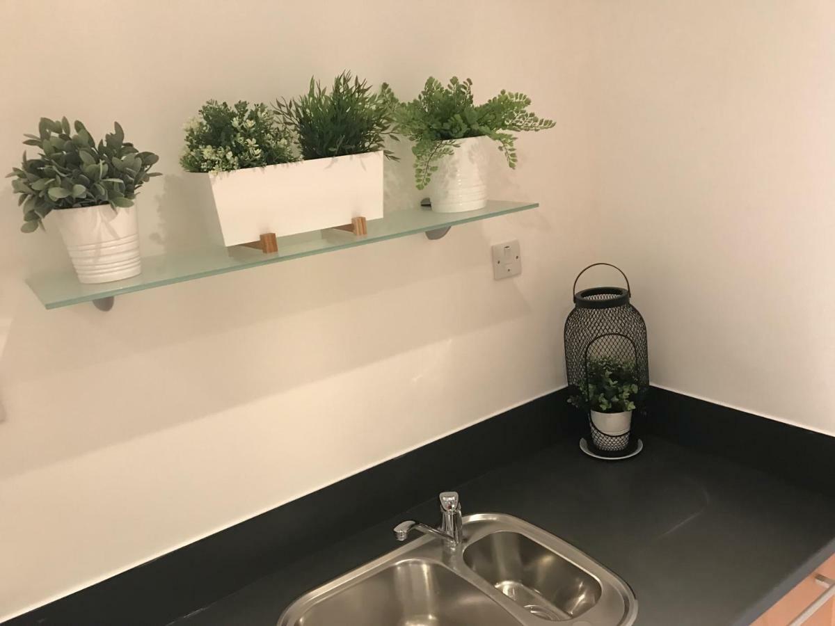 Luxury 2 Bed Apartment ウィットニー エクステリア 写真