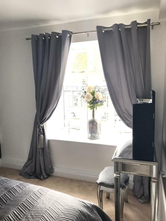 Luxury 2 Bed Apartment ウィットニー エクステリア 写真